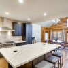 Отель Spacious Mtn Manor, 1 Mi to Brian Head Resort!, фото 7