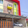 Отель RedDoorz near Trans Studio Mall 2, фото 1
