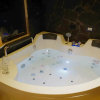 Отель Room With Jacuzzi, Vacation Spa House With Turkish Bath, фото 5
