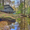 Отель Cozy Creekside Cottage Near Boone & Asu!, фото 15