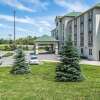 Отель Quality Inn Orleans в Оттаве