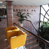 Отель Hostal Residencia Cardona, фото 1