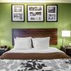 Отель Sleep Inn & Suites Airport, фото 2