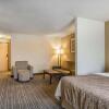 Отель Quality Inn and Suites, фото 45