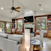 Отель New Hill Country Dream House With Pool Table and Firepit and Gameshed, фото 3