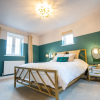 Отель 6 Bedroom New Build Detached House in Bicester, фото 6