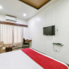Отель OYO 7057 Global Inn, фото 5
