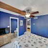 Отель Charming Seaside W/ 2 Living Areas & Patio 3 Bedroom Home, фото 2