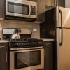 Отель Handsome Mccormick 3bd-2ba Loft, фото 7
