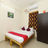 Отель OYO 9260 Olive Castles Inn, фото 13