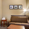 Отель Comfort Suites Jonesboro University Area, фото 16