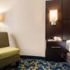 Отель Comfort Inn & Suites Near Universal Orlando Resort - Convention Ctr, фото 5