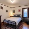 Отель Chic Milwaukee Apartment in Hip Neighborhood!, фото 3