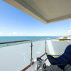 Отель Beachfront Apartment With Panoramic Sea Views, фото 8