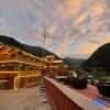Отель Snow Mountain Home · Tibetan Culture Photography and Food Experience Homestay, фото 10