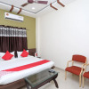 Отель OYO 12376 Hotel Dhanraj, фото 5