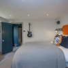 Отель Higgihaus Apt1 36 37 Royal York Cres, фото 15