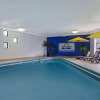 Отель Days Inn by Wyndham Niagara Falls Near The Falls, фото 12