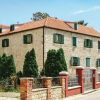 Отель Nice Home in Podstrana with Hot Tub, WiFi & 4 Bedrooms, фото 1