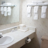 Отель Newark Garden Finger Lakes Hotel, фото 7