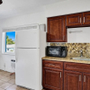 Отель Coast Studio Free Parking Pool Near Beach, фото 2