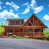 Отель Knockin' On Heaven's Door - 5 Br cabin by RedAwning, фото 1