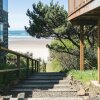 Отель Pacific House by Avantstay Bright Airy Home w/ Direct Access to Cannon Beach, фото 13