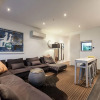 Отель ZACH, 1BDR St.Kilda Apartment, фото 11