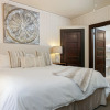 Отель New Listing! The Victoria Suite At De La Vina Inn Studio Bedroom Hotel Room, фото 6