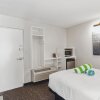 Отель Cape Suites Room 4 - Free Parking! 2 Bedroom Hotel Room by RedAwning, фото 7