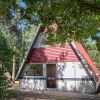 Отель Restyled Bungalow With Dishwasher, in Natural Surroundings, фото 9