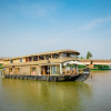 Отель OYO 23231 KHBO Gold Sharing Houseboat, фото 17