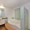 Отель Seascape Holidays - Peninsula Apartments, фото 7