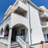 Отель Villa Lozica, фото 1
