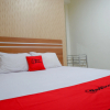 Отель RedDoorz near Living Plaza Purwokerto, фото 3