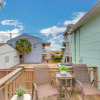 Отель Lazy Days Cottage - Amazing Views And Great Location! 2 Bedroom Home by RedAwning, фото 20