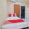 Отель Oyo 92961 Amor Kost, фото 5