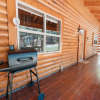 Отель Goldilocks Cabin - Real Log Style Cabin, Premium Location, Close To Bear Mountain With Hot Tub! 2 Be, фото 10