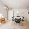 Отель 6 Person Holiday Home in Blåvand, фото 8