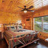 Отель Amazing 3 Bedroom Cabin with Incredible Views, фото 4