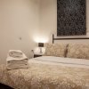 Отель Lovely & Chic one bed Apartment Next to El Prado в Мадриде