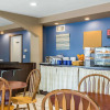 Отель Fairfield Inn & Suites by Marriott San Diego Pacific Beach, фото 10