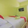 Отель Wisma Syariah Melon Paska by RedDoorz, фото 4