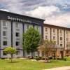 Отель Days Inn and Suites by Wyndham Hammond, IN в Хаммонде