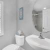 Отель Brand New 4 BR Pool Home Near Lake Nona, фото 9