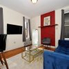 Отель Cozy 1BR Apartment on Upper E Side, фото 5