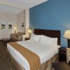 Отель Holiday Inn Express Hotel & Suites Concord, an IHG Hotel, фото 3