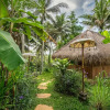 Отель New!ubud Hideaway 6BR Villa w/ Ricefield View, фото 45