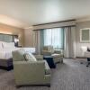 Отель Holiday Inn Auburn, an IHG Hotel, фото 7