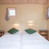 Отель Ljugarns Semesterby & Camping в Люгарне